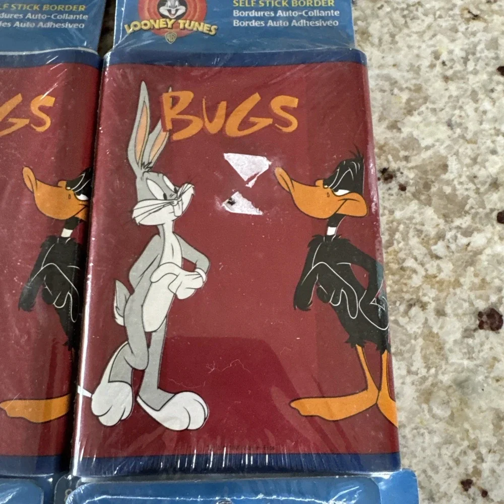 NOS Looney Tunes Wallpaper Border Taz Bugs Tweety Sylvester 20 Yrd Vtg Imperial